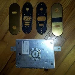 Vendora κλειδαρια ασφαλειας εξωτερικης πορτας (τριαινα) -CONRAD-JOHNSON shop 048942e3255d370057591cf136cd54eabed52638 xl