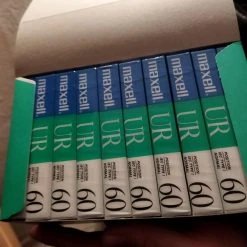 Vendora ΚΑΣΣΕΤΕΣ MAXELL UR 60 ΑΓΡΑΦΕΣ ΣΦΡΑΓΙΣΜΕΝΕΣ 2 ΕΥΡΩ ΤΟ ΚΟΜΜΑΤΙ------20 ΕΥΡΩ Η ΔΕΚΑΔΑ