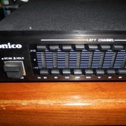 Vendora ΓΡΑΦΙΚΟΣ ΙΣΟΣΤΑΘΜΙΣΤΗΣ ( GRAPHIC EQUALISER ) SONICO MODEL 738 I