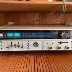 Vendora Fisher 504 ραδιοενισχυτής Vintage 4 καναλιών και 2 ηχεία Fisher 465