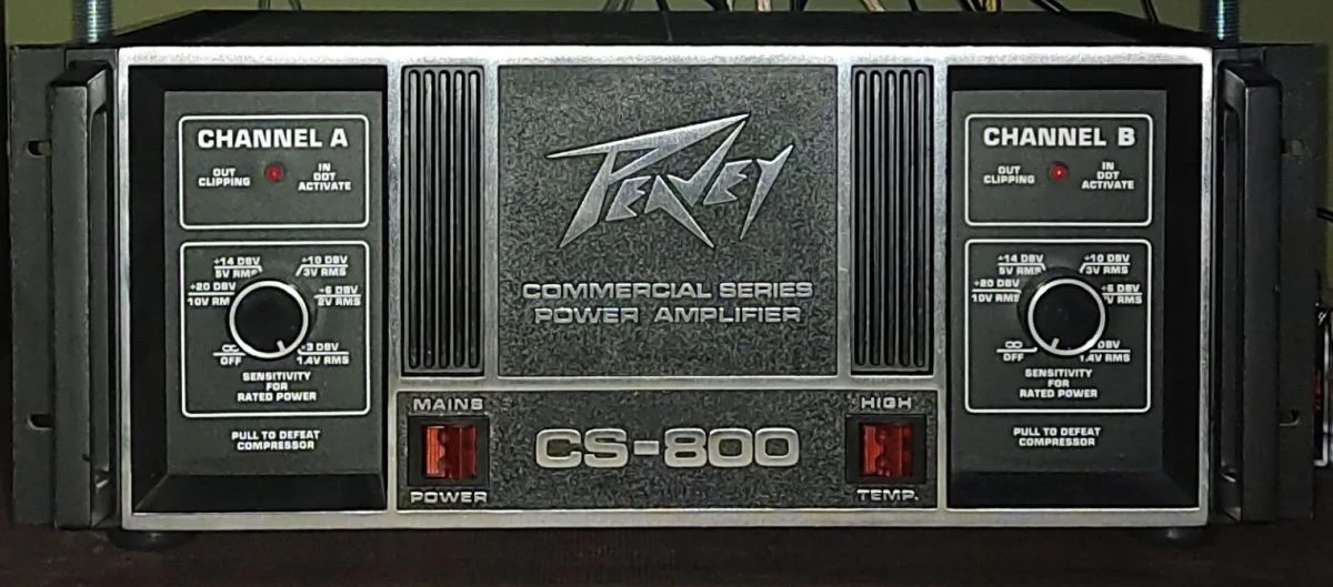 Vendora PEAVEY CS-800 2x360W RMS 8 Ohm Class AB 1979 Legend 3 Vendora PEAVEY CS-800 2x360W RMS 8 Ohm Class AB 1979 Legend