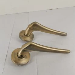 Vendora Χέρια μπρούτζινα (μέσα έξω) ζευγάρι, εποχής 2000