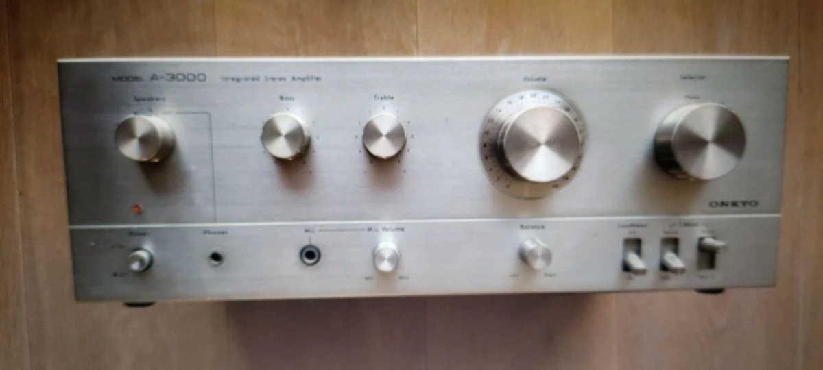 Vendora Στερεοφωνικος ενισχυτης ONKYO 3 Vendora Στερεοφωνικος ενισχυτης ONKYO