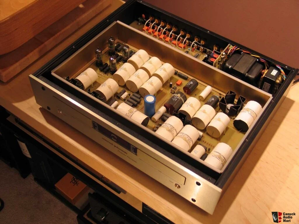 Vendora AUDIOPHILE ΠΡΟΕΝΙΣΧΥΤΗΣ CONRAD JOHNSON PREMIER FOURTEEN 5 Vendora AUDIOPHILE ΠΡΟΕΝΙΣΧΥΤΗΣ CONRAD JOHNSON PREMIER FOURTEEN - Image 3