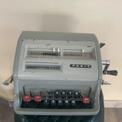 Vendora Αριθμομηχανη FACIT 10 Vendora Αριθμομηχανη FACIT -CONRAD-JOHNSON shop 6dde94180e444b3a5f17fc97da022c509f6043c7 xl