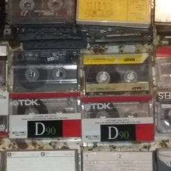 Vendora Πακέτο σφραγισμενες Tdk 90 αγραφες κασέτες , γραμμένες με τραγούδια χωρίς εξώφυλλο εργοστασιακα και μη όλες μαζί σύνολο