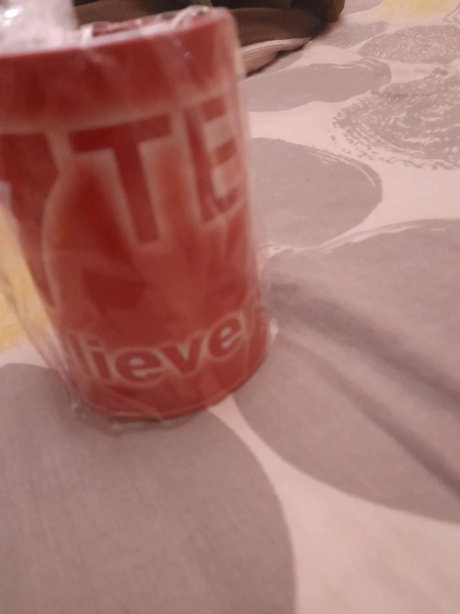 Vendora μολιβοθηκη RED BELIEVERS 4 Vendora μολιβοθηκη RED BELIEVERS - Image 2