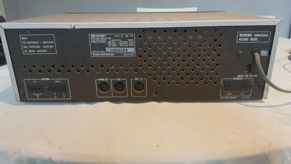 Vendora ΡΑΔΙΟΕΝΙΣΧΥΤΗΣ SHARP SA-11 VINTAGE 4 Vendora ΡΑΔΙΟΕΝΙΣΧΥΤΗΣ SHARP SA-11 VINTAGE - Image 2