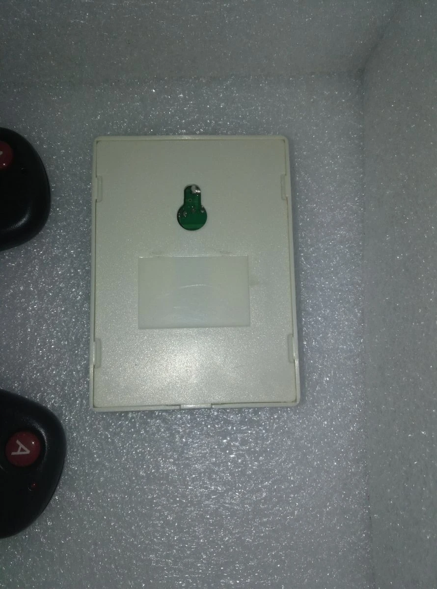 Vendora 4 Ασυρματα Κοντρολ Γκαραζοπορτας + Αισθητηρας Εντολων 7 Vendora 4 Ασυρματα Κοντρολ Γκαραζοπορτας + Αισθητηρας Εντολων - Image 5