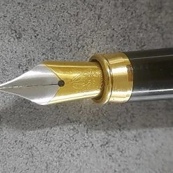 Vendora πένα και στιλο σετ 14 Vendora πένα και στιλο σετ -CONRAD-JOHNSON shop 94ebc08a2761dac7de50f68a872aa8d5740cd2ea xl