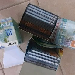 Vendora Dvd και Cd καινουρια