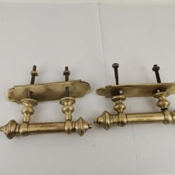 Vendora Χέρια μπρούτζινα εξώπορτας από αρχοντικό Μυτιλήνης (ζευγάρι) εποχής 1900