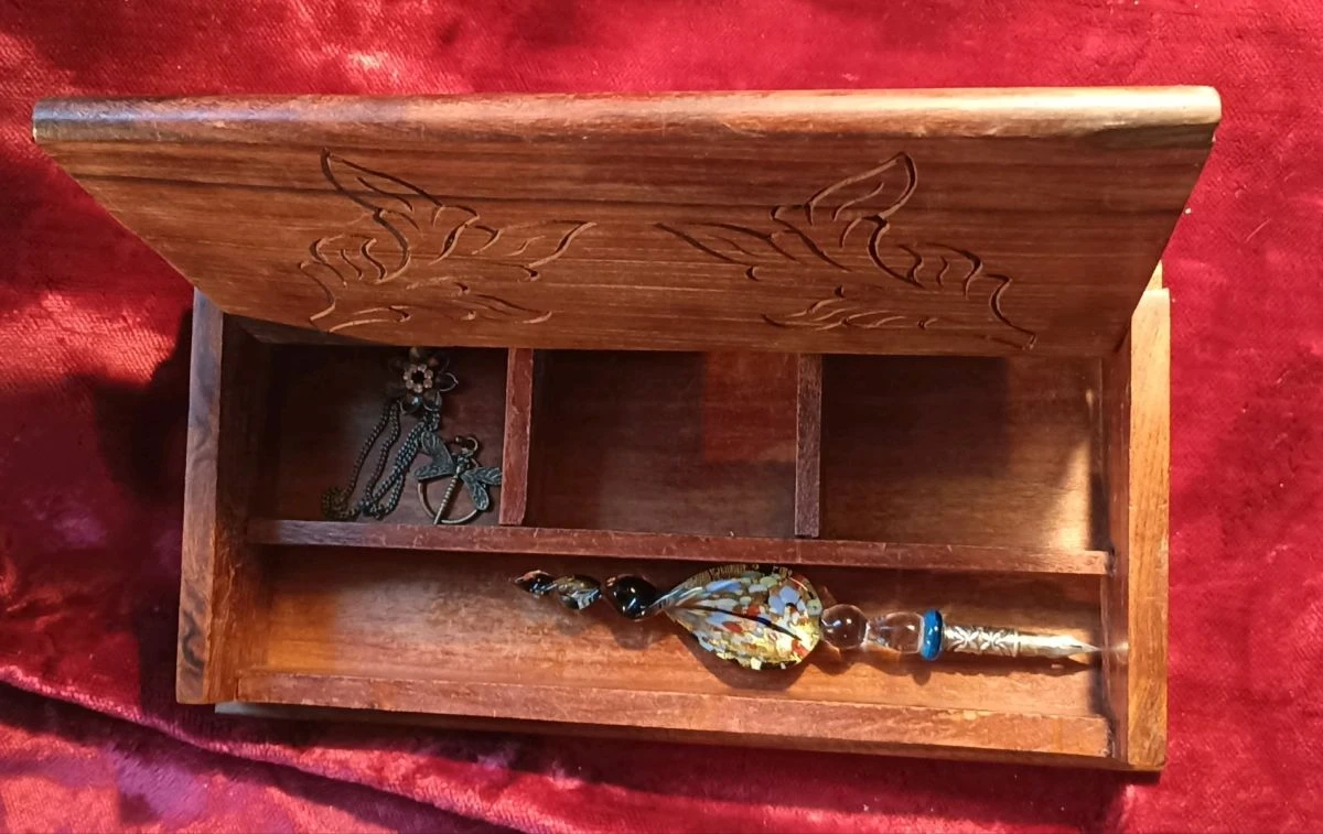 Vendora χειροποίητη μασιφ ξύλο μολυβοθηκη με χειροποίητο σκάλισμα 10 Vendora χειροποίητη μασιφ ξύλο μολυβοθηκη με χειροποίητο σκάλισμα - Image 8