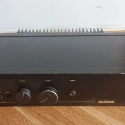 Vendora ΟΛΟΚΛΗΡΩΜΕΝΟΣ ΑΓΓΛΙΚΟΣ ΕΝΙΣΧΥΤΗΣ SUGDEN Α48 ΜΚ3 ΜΕ PHONO.