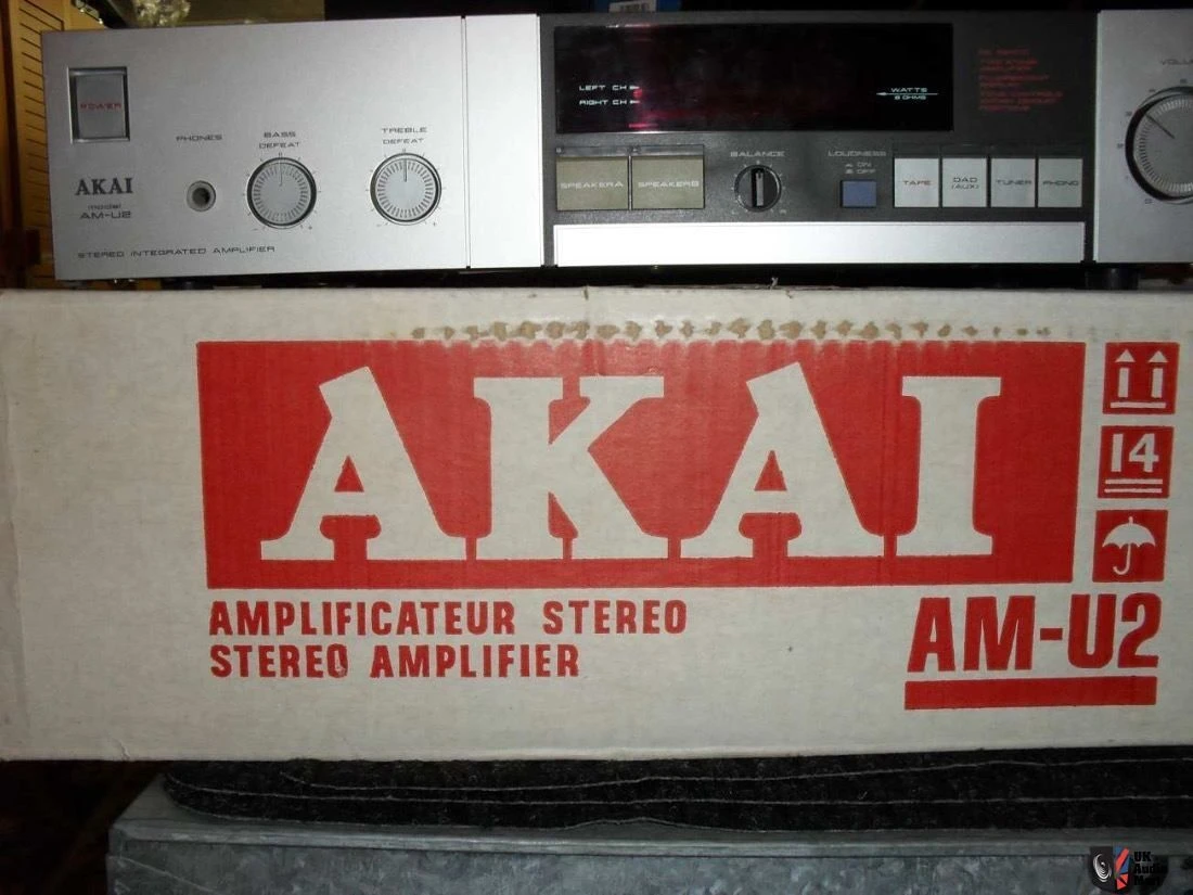 Vendora ΕΝΙΣΧΥΤΗΣ AKAI MADE IN JAPAN ΣΤΟ ΚΟΥΤΙ ΤΟΥ!!!! 3 Vendora ΕΝΙΣΧΥΤΗΣ AKAI MADE IN JAPAN ΣΤΟ ΚΟΥΤΙ ΤΟΥ!!!!