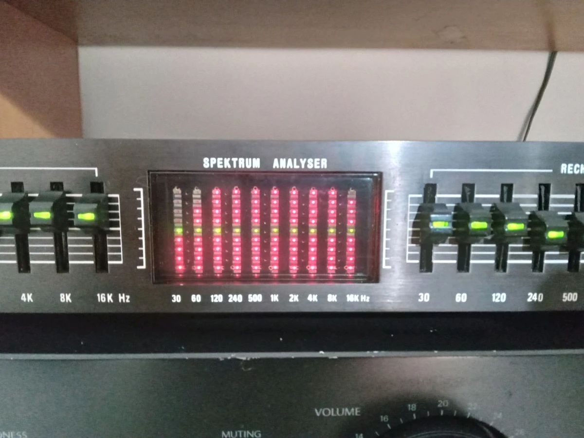 Vendora εκουαλαιζερ UNIVERSUM (QUELLE) Eq-304,germany,10 περιοχων,το μοναδικο με Phono Stage,2 Tapes,1 Aux,κατασταση καινουριου 4 Vendora εκουαλαιζερ UNIVERSUM (QUELLE) Eq-304,germany,10 περιοχων,το μοναδικο με Phono Stage,2 Tapes,1 Aux,κατασταση καινουριου - Image 2