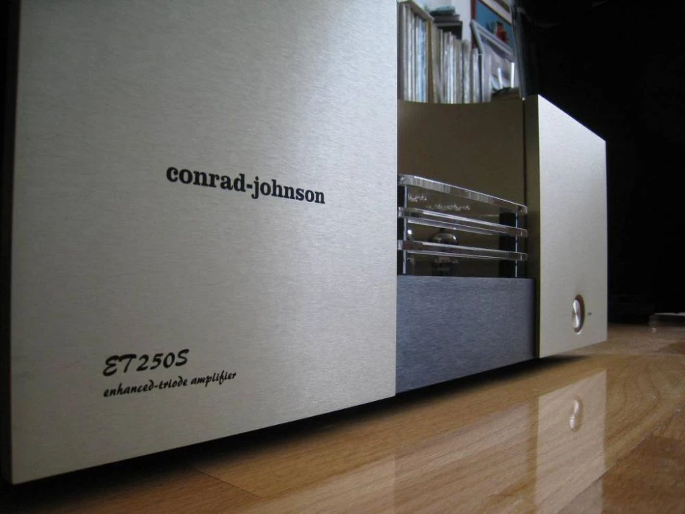 Vendora AUDIOPHILE ΤΕΛΙΚΟΣ ΕΝΙΣΧΥΤΗΣ CONRAD JOHNSON ET - 250 S 9 Vendora AUDIOPHILE ΤΕΛΙΚΟΣ ΕΝΙΣΧΥΤΗΣ CONRAD JOHNSON ET - 250 S - Image 7