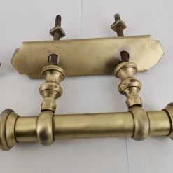 Vendora Χέρια μπρούτζινα (ζευγάρι) εξώπορτας από αρχοντικό Μυτιλήνης, εποχής 1900