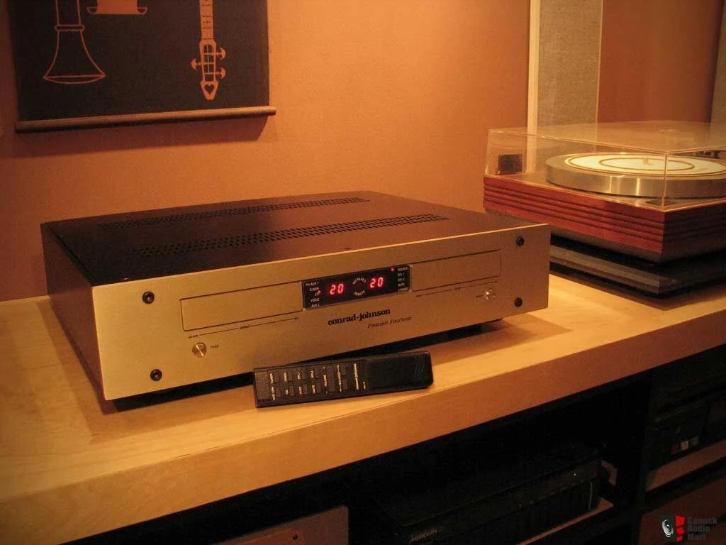 Vendora AUDIOPHILE ΠΡΟΕΝΙΣΧΥΤΗΣ CONRAD JOHNSON PREMIER FOURTEEN 3 Vendora AUDIOPHILE ΠΡΟΕΝΙΣΧΥΤΗΣ CONRAD JOHNSON PREMIER FOURTEEN