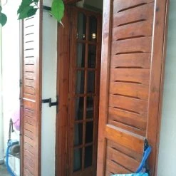 Vendora ΠΟΥΛΟΥΝΤΑΙ ΞΥΛΙΝΑ ΚΟΥΦΩΜΑΤΑ ΣΕ ΑΡΙΣΤΗ ΚΑΤΑΣΤΑΣΗ ΧΩΡΙΣ ΠΛΑΙΣΙΟ (ΚΑΣΑ) -CONRAD-JOHNSON shop fae606e89d5d23c20d836003efdd4260a2e6b2a6 xl