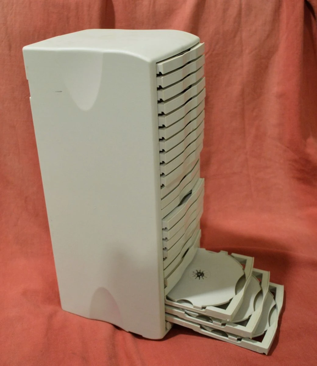 Vendora Καινούργια θήκη 50 δίσκων CD εργονομική & εύχρηστη (30 ευρώ). 6 Vendora Καινούργια θήκη 50 δίσκων CD εργονομική & εύχρηστη (30 ευρώ). - Image 4